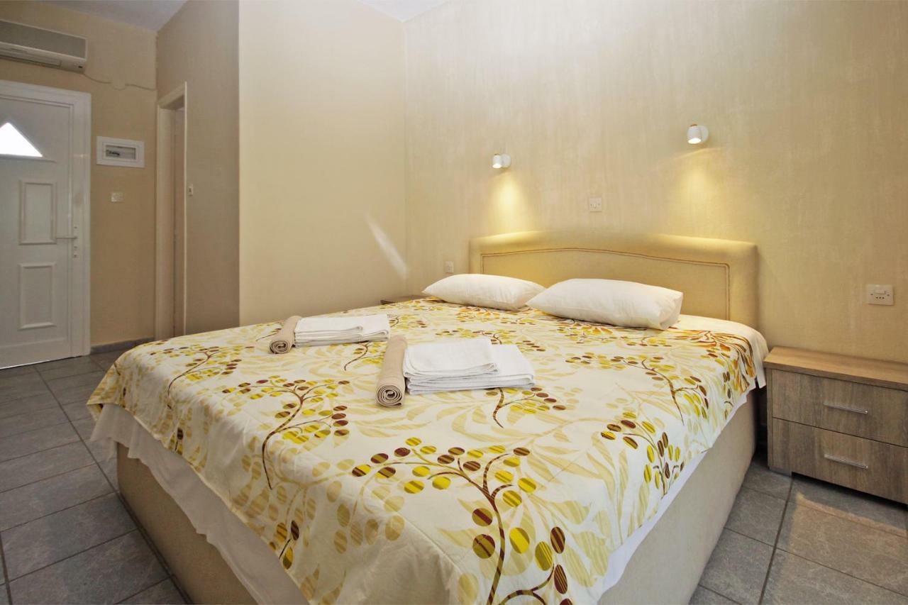 Funbeach Rooms Neos Marmaras Exteriér fotografie
